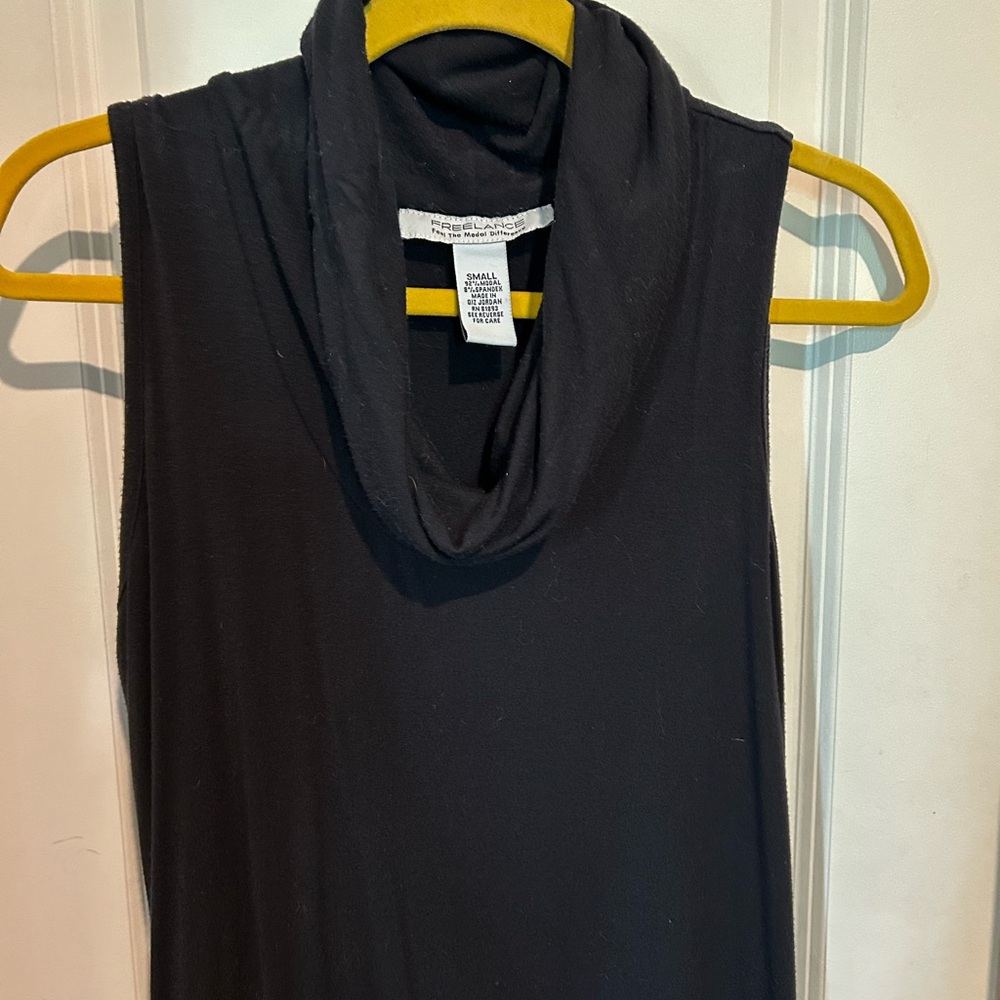 Elegant Black Sleeveless Dress